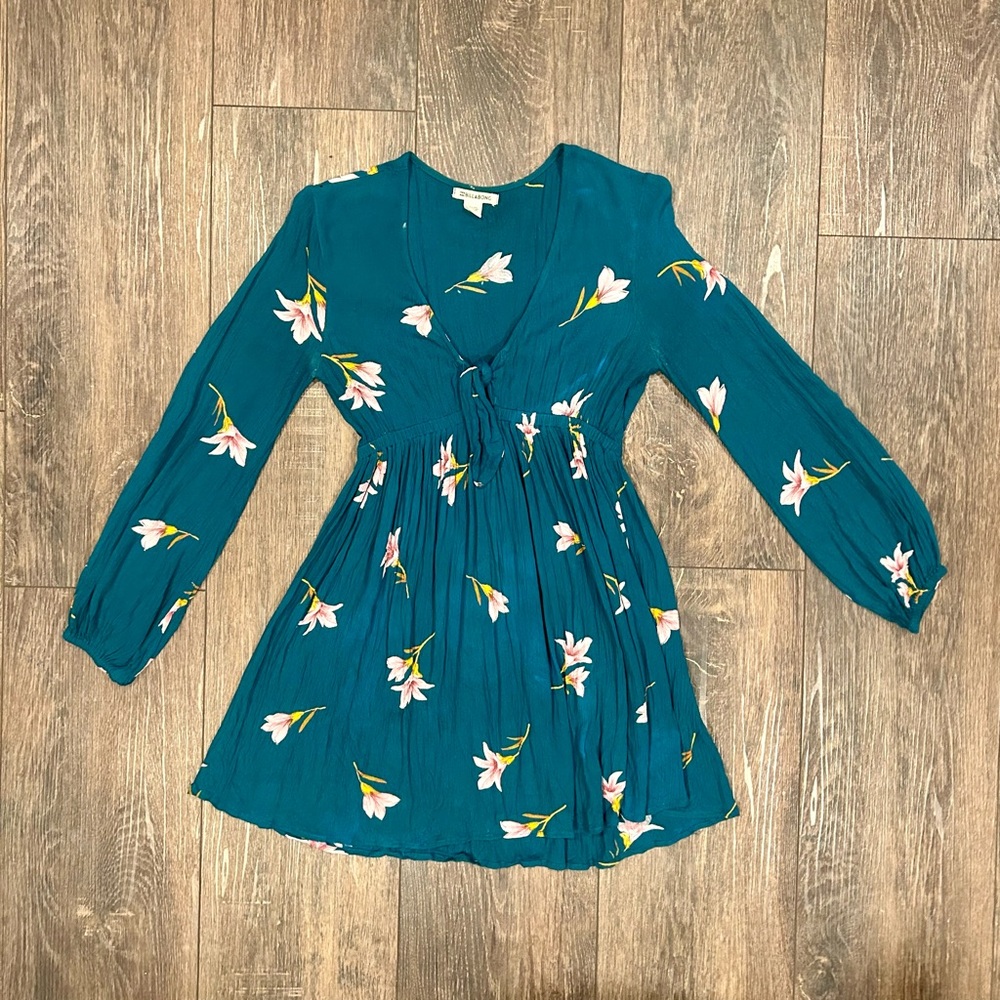 🦋 Billabong teal floral dress, small